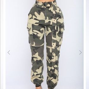 Fashion nova Camouflage cargo pants